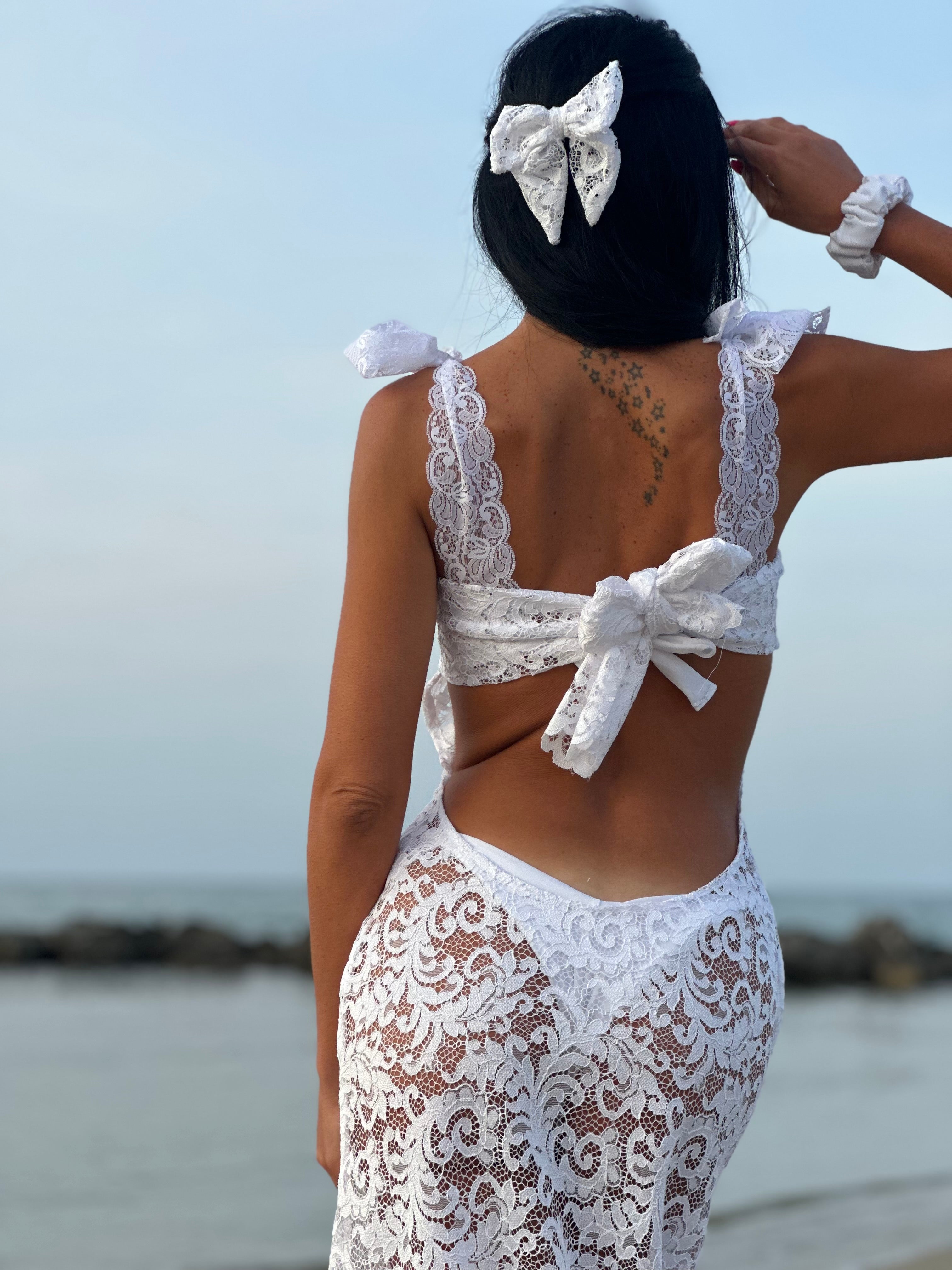 Abito Lungo Copricostume in Pizzo Bianco