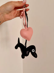 Charm Pack  Borsa Bassotto Nero con Cuore Rosa